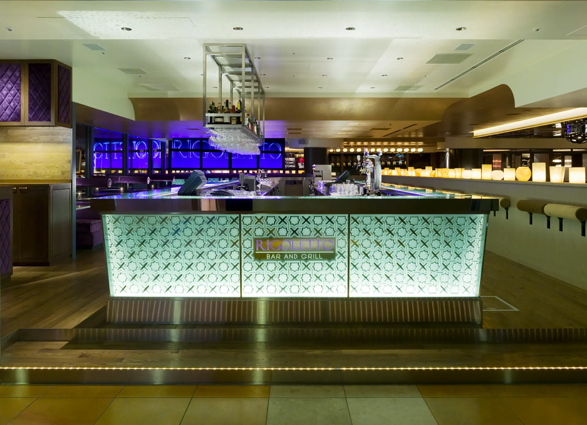 リゴレット バー アンド グリル